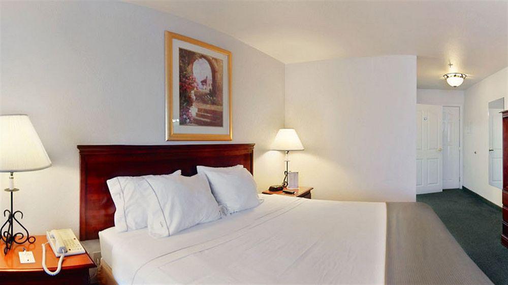 Holiday Inn Express Calexico, An Ihg Hotel Екстер'єр фото