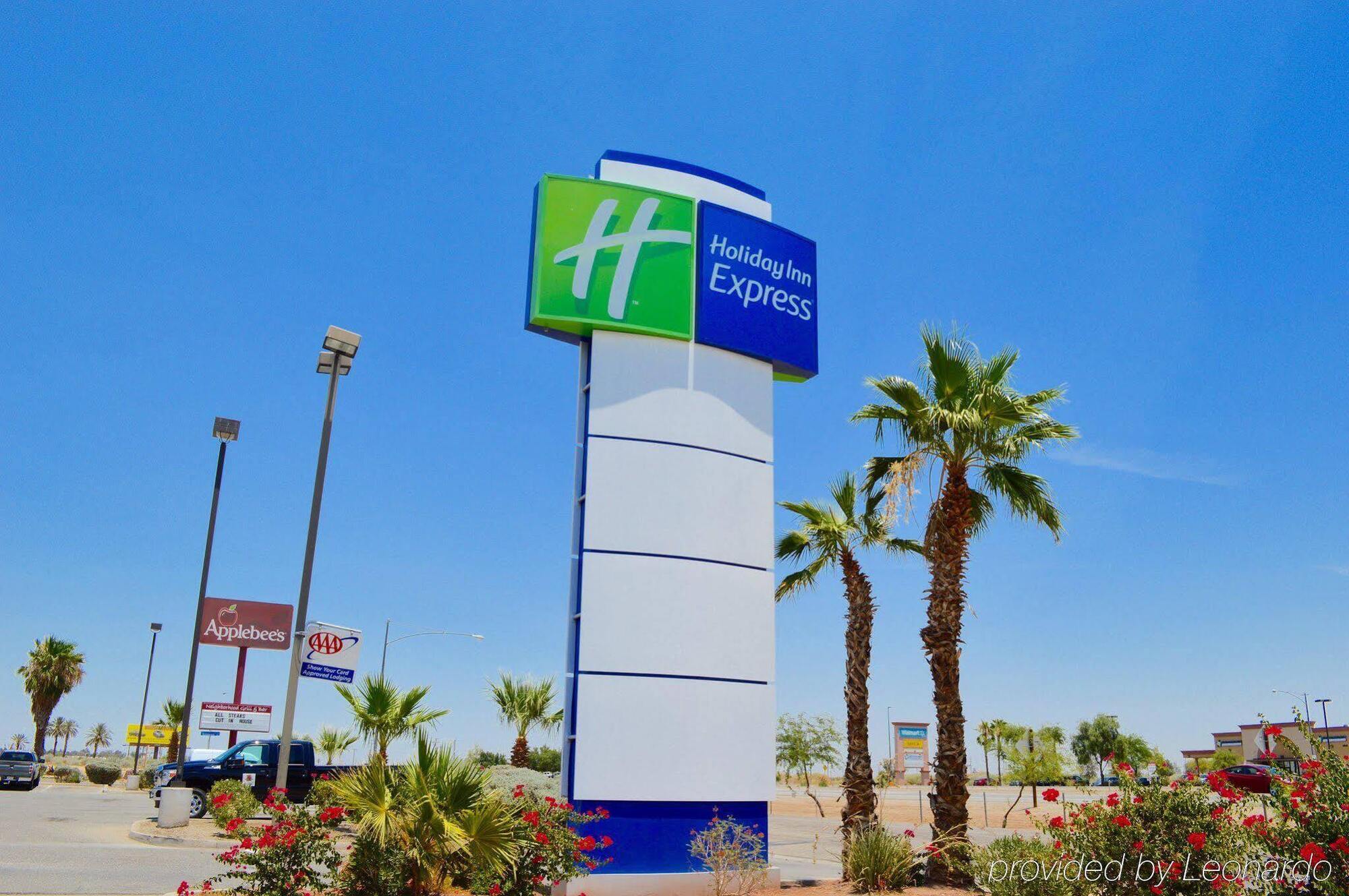 Holiday Inn Express Calexico, An Ihg Hotel Екстер'єр фото